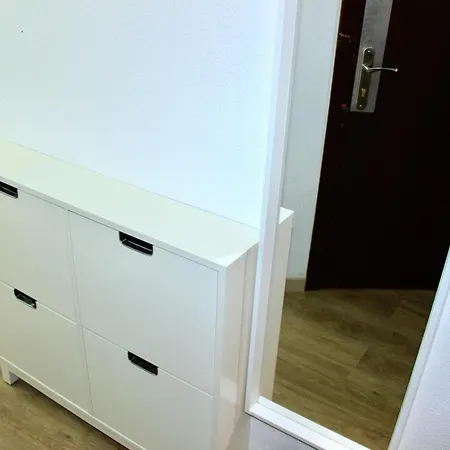 Modern 1bdr 아파트 *